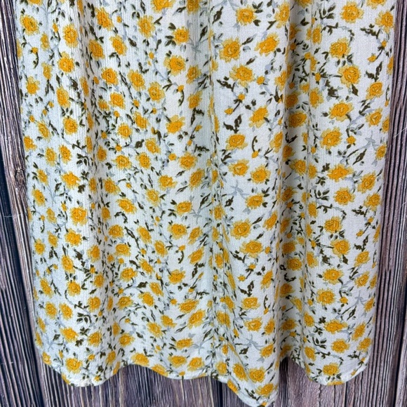 Urban Outfitters Floral Dress- Medium - Picture 4 of 11
